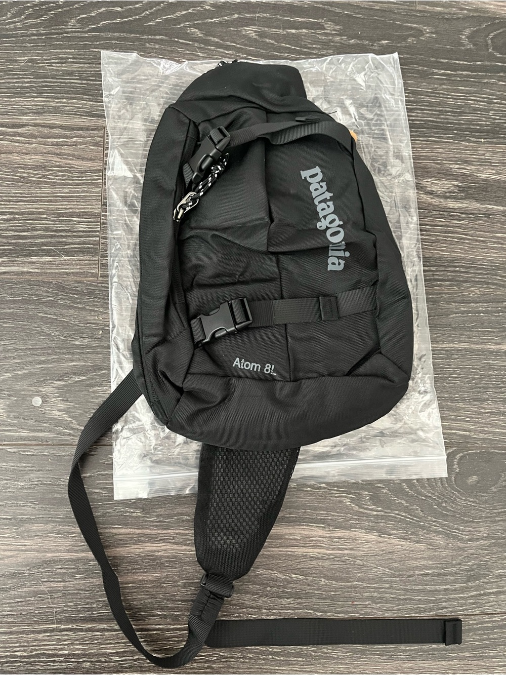 Patagonia Black Atom 8L Sling Pack